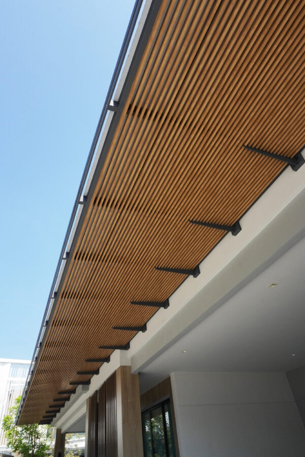 ระแนงเหล็กลายไม้ ขนาด 25x100x4000. สีบีช (Beech) - Image 5